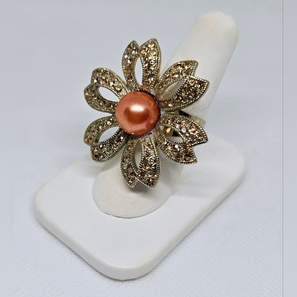 Elegant Oversized Gold and Orange Floral Ring - Picture 5 of 6